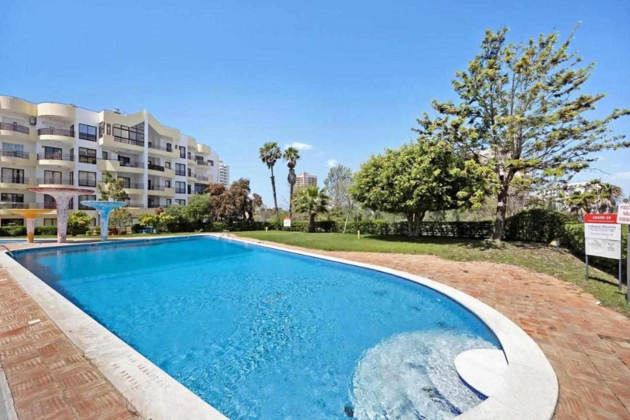 Apartamentos Torre Da Rocha Frente Ao Mar Portimao Exterior photo